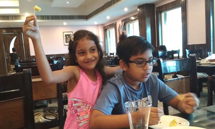 Om Leisure Resort Puri - Kids At Restaurant